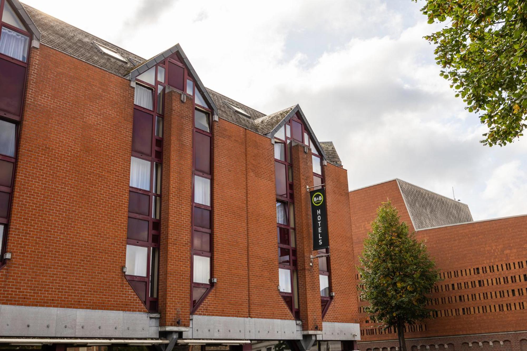 B&B Hotel Mons Centre Exterior photo