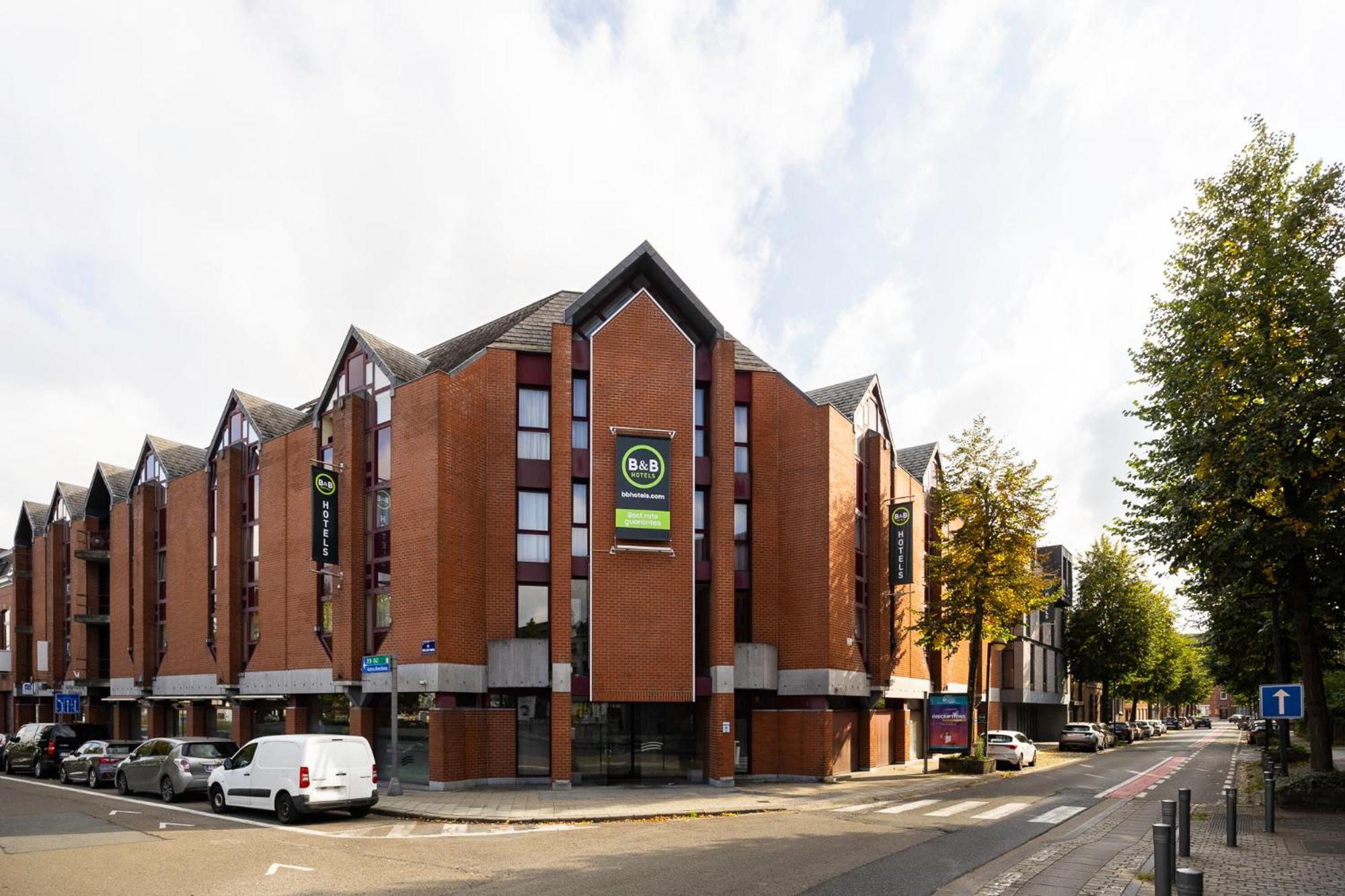 B&B Hotel Mons Centre Exterior photo