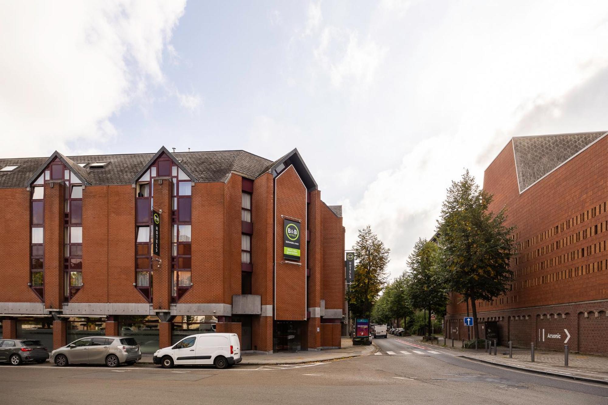 B&B Hotel Mons Centre Exterior photo